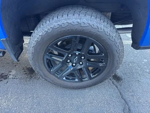 Used 2025 Chevrolet Silverado 1500 LT Trail Boss w/ Protection Package AWD/4WD image 23
