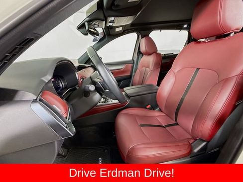 Used 2025 MAZDA CX-70 Plug-In Hybrid w/ Premium Plus AWD/4WD image 5