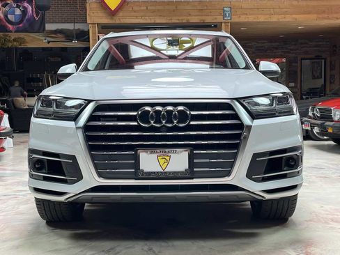 Used 2018 Audi Q7 3.0T Prestige w/ Prestige Package AWD/4WD image 3
