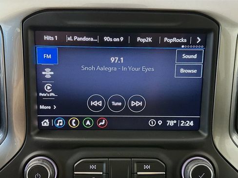 Used 2022 Chevrolet Silverado 1500 LTZ w/ LTZ Premium Package AWD/4WD image 17