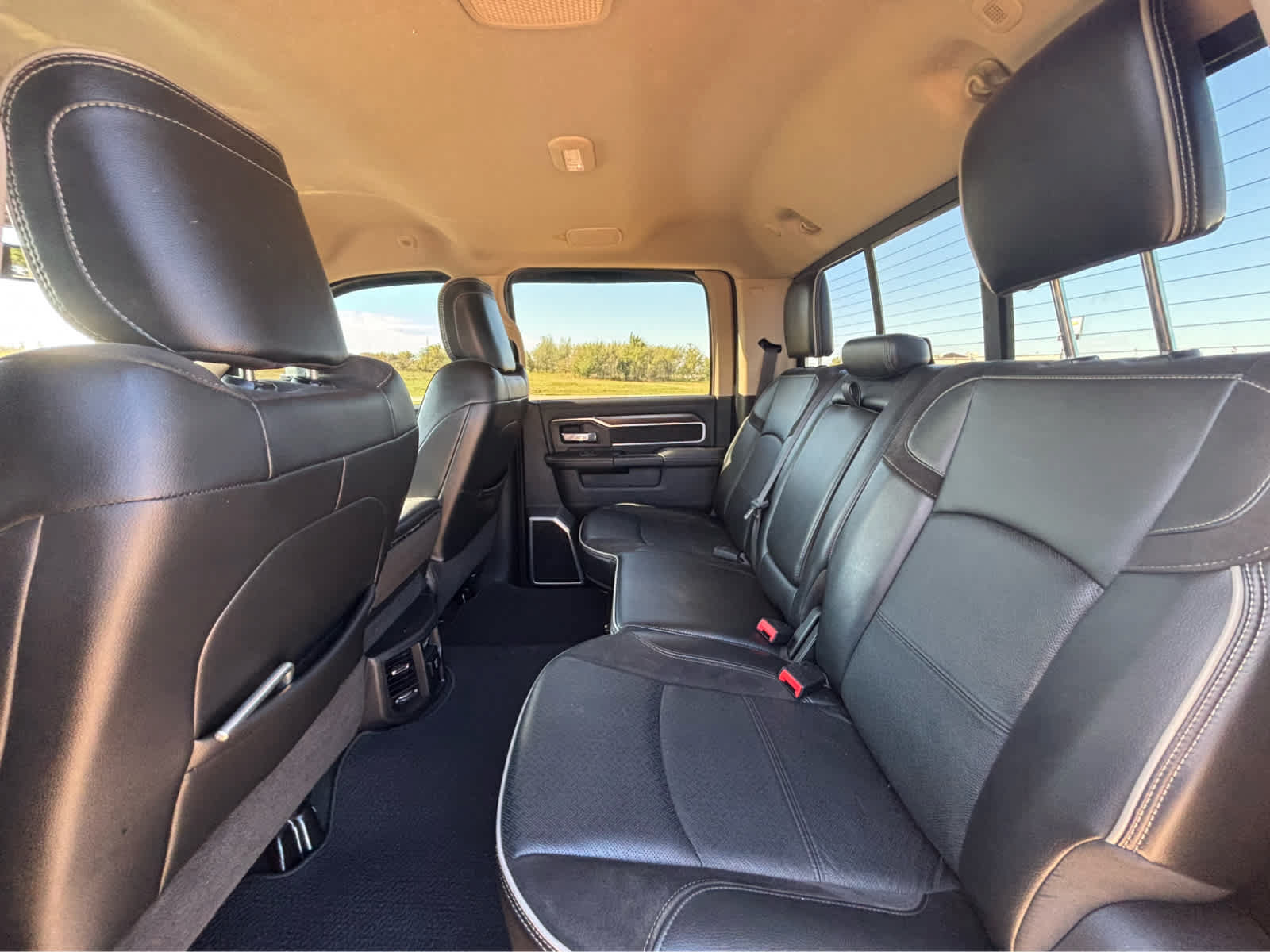 Used 2022 RAM 2500 Laramie AWD/4WD image 15