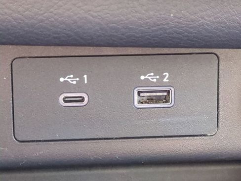 Certified 2023 Nissan Rogue SV image 22