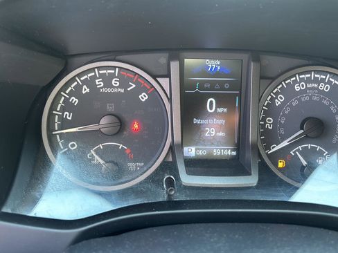 Used 2023 Toyota Tacoma TRD Sport AWD/4WD image 3