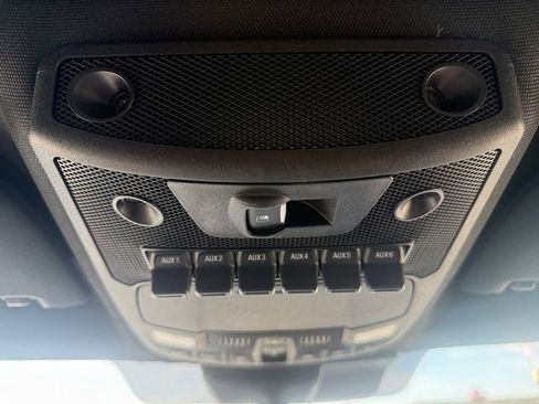 Used 2019 Ford F150 Raptor w/ Equipment Group 802A Luxury image 19