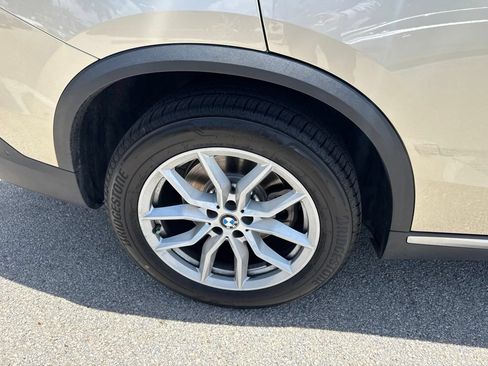 Used 2019 BMW X5 xDrive40i w/ Premium Package 2 AWD/4WD image 17