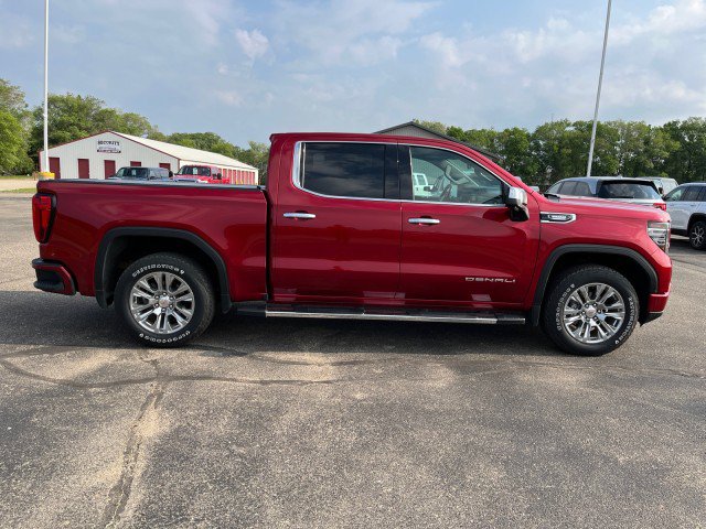 Used 2022 GMC Sierra 1500 Denali AWD/4WD image 6