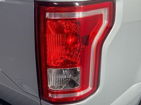 Used 2015 Ford F150 XLT w/ Equipment Group 302A Luxury image 30