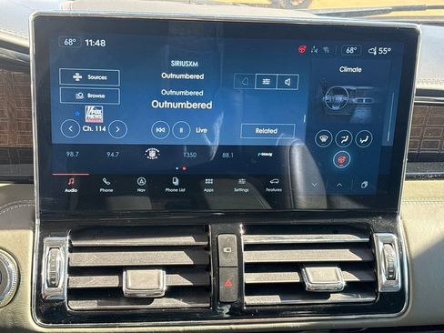 Used 2022 Lincoln Navigator L Black Label image 11