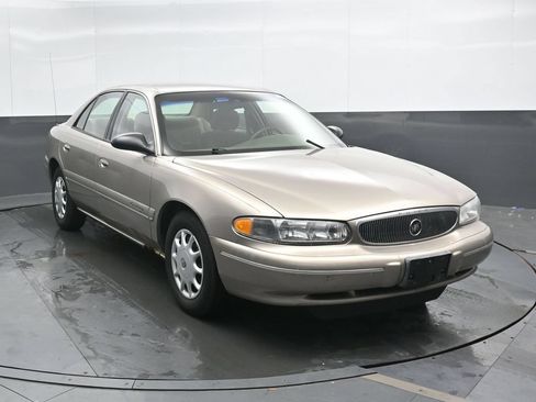Used 1999 Buick Century Custom FWD image 4