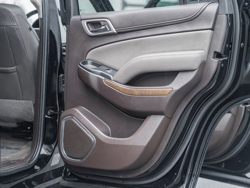 Used 2018 GMC Yukon Denali image 38