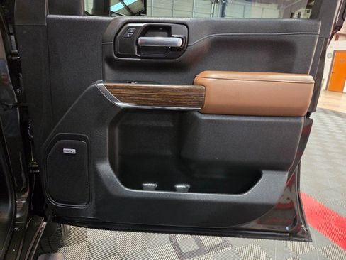 Used 2020 Chevrolet Silverado 2500 High Country w/ Z71 Off-Road Package image 39