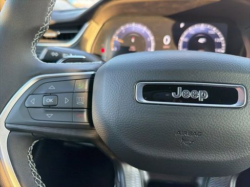 New 2025 Jeep Grand Cherokee Laredo X image 21