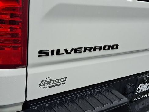 Used 2022 Chevrolet Silverado 1500 Custom Trail Boss AWD/4WD image 29