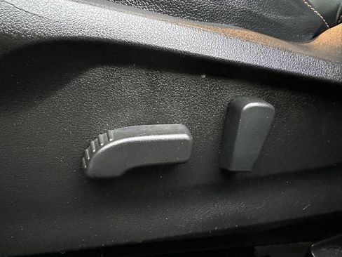 Used 2022 Subaru Crosstrek 2.5i Limited w/ Moonroof Package 1 image 19