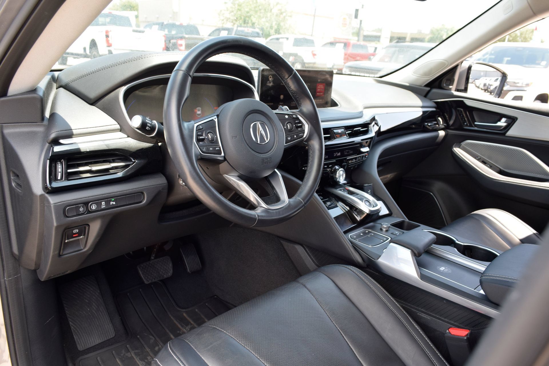 Used 2023 Acura MDX w/ Technology Package FWD image 17