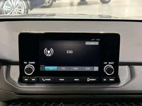Used 2024 Honda Accord LX image 31
