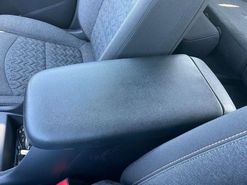 Used 2024 Chevrolet Equinox LT AWD/4WD image 47