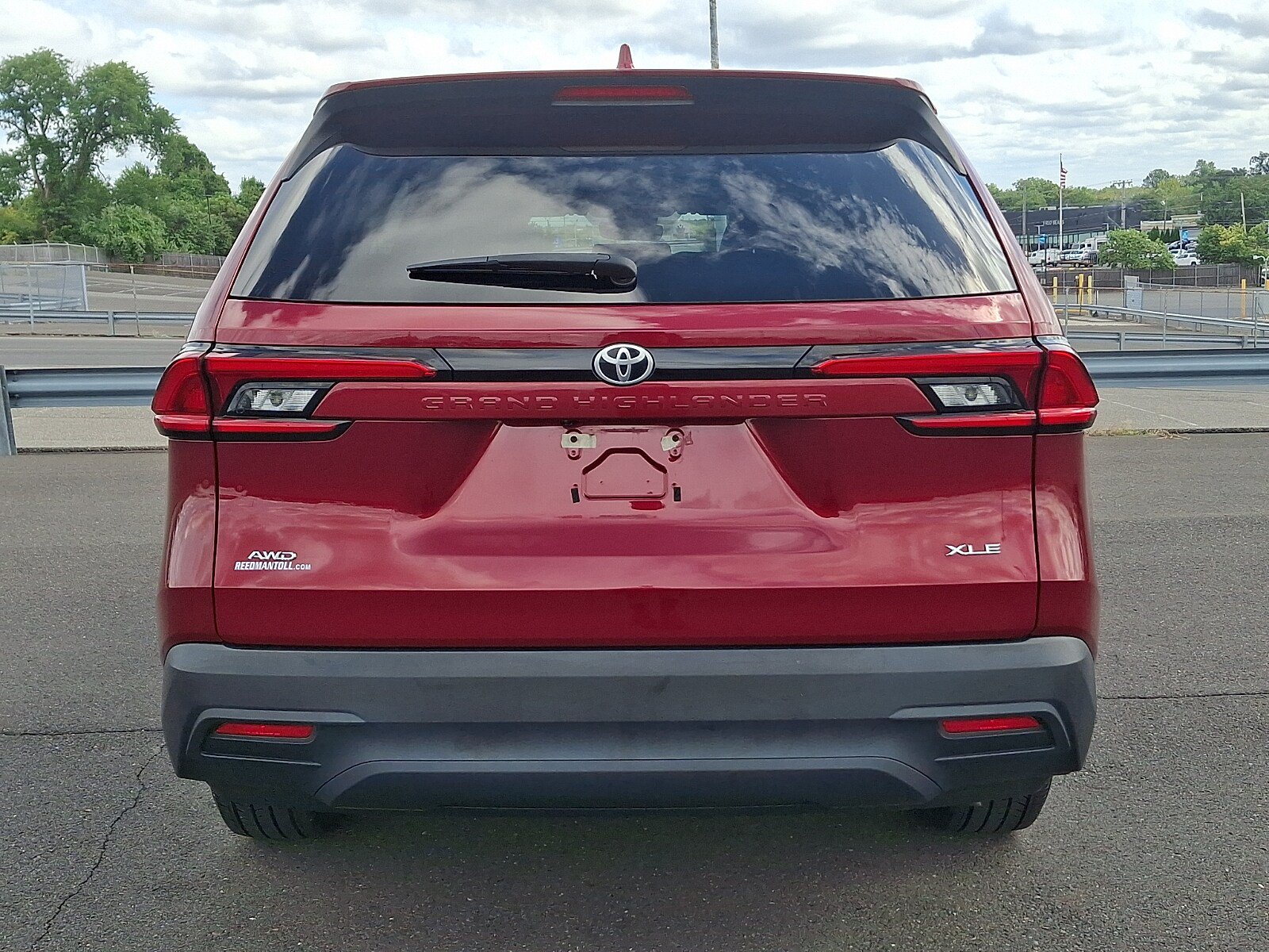 Used 2024 Toyota Grand Highlander AWD image 5