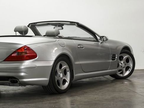 Used 2004 Mercedes-Benz SL 500 image 21