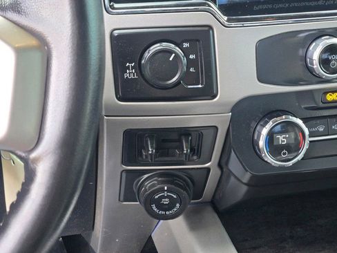 Certified 2022 Ford F250 Lariat w/ Snow Plow Prep Package image 17