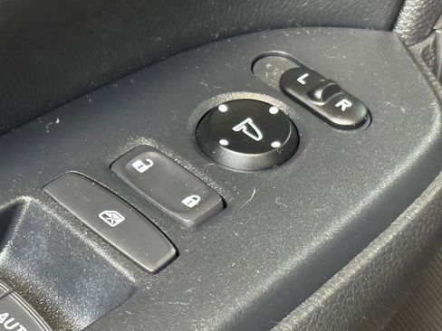 Used 2019 Honda CR-V EX-L image 11