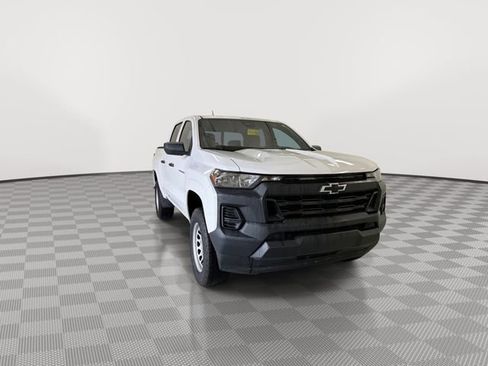 Certified 2023 Chevrolet Colorado W/T RWD image 3