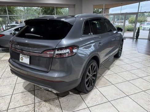 Used 2021 Lincoln Nautilus Reserve w/ Monochromatic Package image 4