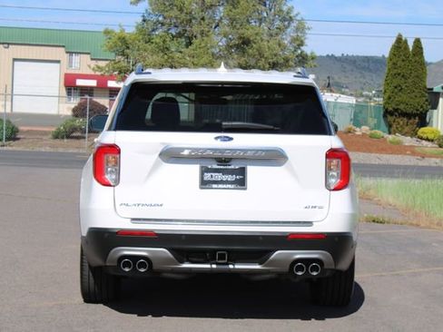 Used 2021 Ford Explorer Platinum w/ Equipment Group 601A AWD/4WD image 5