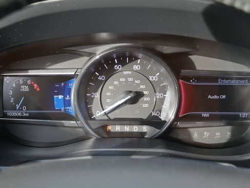 Certified 2017 Ford Explorer XLT w/ Equipment Group 202A image 7