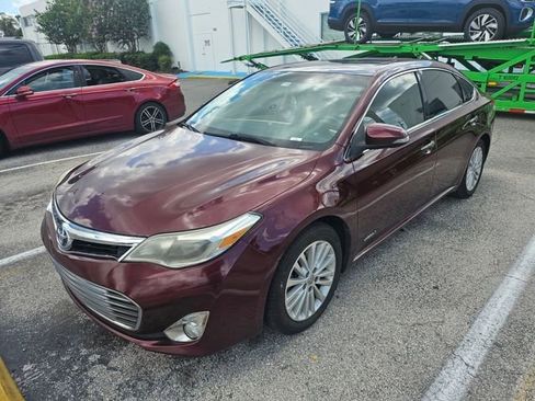 Used 2014 Toyota Avalon Limited FWD image 2