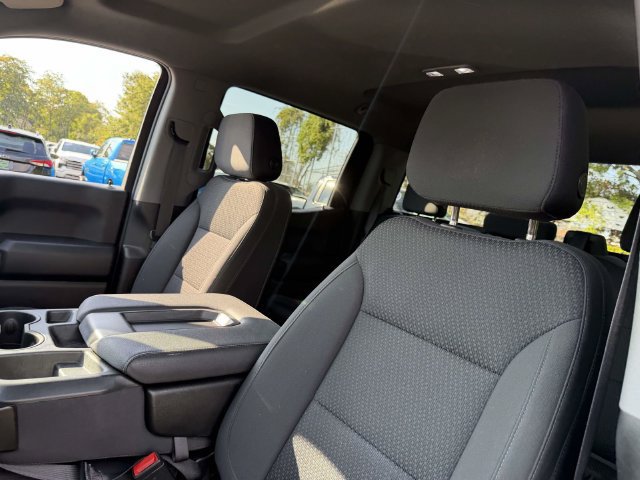 Certified 2022 Chevrolet Silverado 1500 Custom AWD/4WD image 18