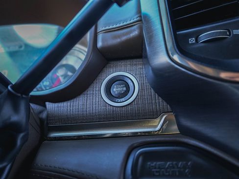 Used 2019 RAM 3500 Limited image 16