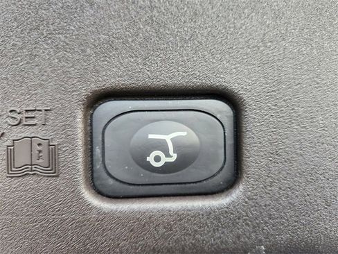 Used 2024 Lincoln Nautilus Black Label AWD/4WD image 36