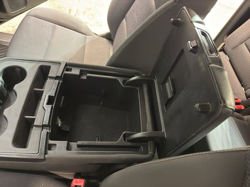 Used 2018 Chevrolet Silverado 1500 LT w/ All Star Edition image 19