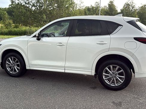 Used 2024 MAZDA CX-5 AWD 2.5 S w/ Select Package image 11
