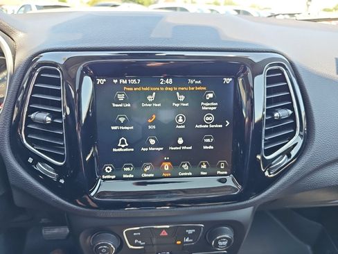 Used 2018 Jeep Compass Limited w/ Navigation Group AWD/4WD image 17