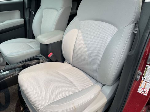 Used 2015 Subaru Forester 2.5i Premium w/ All-Weather Package AWD/4WD image 12