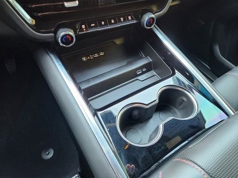 Used 2025 Chevrolet Suburban RST w/ Comfort Package image 22