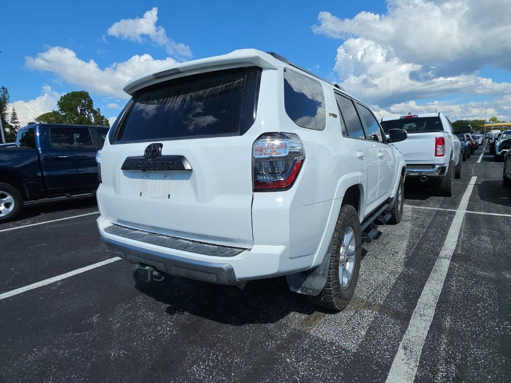 Used 2020 Toyota 4Runner TRD Off-Road Premium w/ TRD Performance Package AWD/4WD image 17