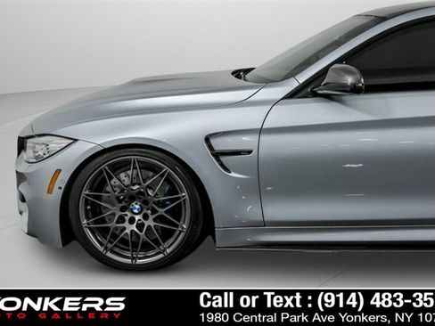 Used 2017 BMW M4 Coupe image 9