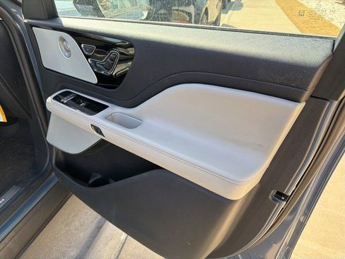 Used 2025 Lincoln Aviator Reserve w/ Equipment Group 201A image 26