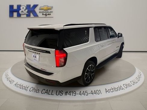 Used 2023 Chevrolet Suburban RST w/ Luxury Package AWD/4WD image 10