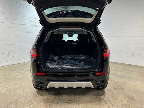 New 2025 Land Rover Discovery Sport S image 25
