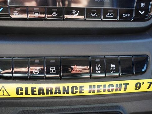 Used 2024 RAM ProMaster 3500 FWD image 25