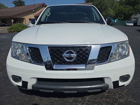 Used 2019 Nissan Frontier SV RWD image 12