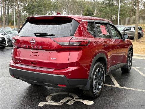 Certified 2025 Nissan Rogue SV image 8