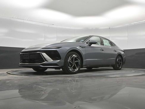 New 2026 Hyundai Sonata SEL FWD image 34