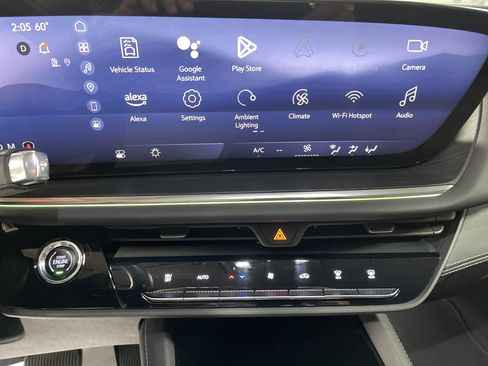 Used 2025 Buick Envision Preferred image 22