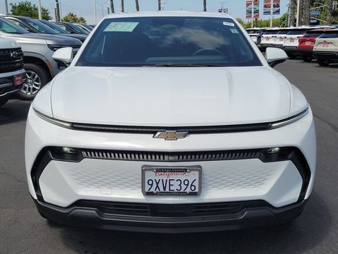 Used 2026 Chevrolet Equinox EV LT FWD image 24