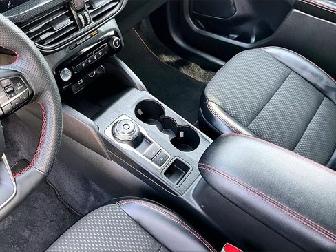 Certified 2023 Ford Escape ST-Line w/ Tech Pack #1 image 15